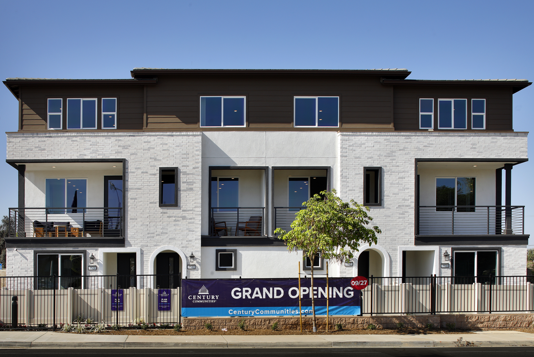 New homes at Sagecrest